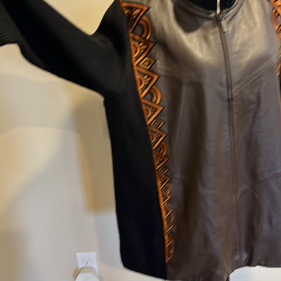 Bob Mackie wearable art leather and knit embroidered jacket. Size 1X - Picture 3 of 7